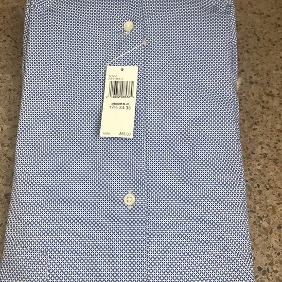 New Van Heusen Dress Shirt - Picture 4 of 4